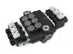 Rozdzielacz hydrauliczny 3-sekcyjny sterowany elektrycznie 12V 80L VOIMA