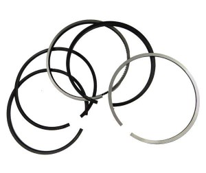 Komplet pierścieni silnika 1-tłok K1-2157-000  MF-4 ORYGINAŁ URSUS