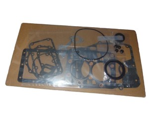 KOMPLET USZCZELEK KUBOTA Z600